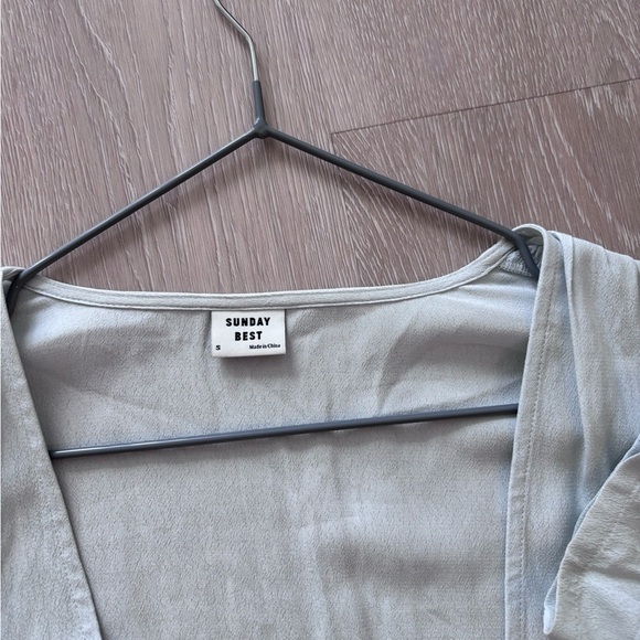 Sunday Best Blouse - Picture 2 of 3